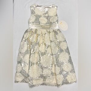 American Princess sz. 6 formal dress Embellish flowers  sequins